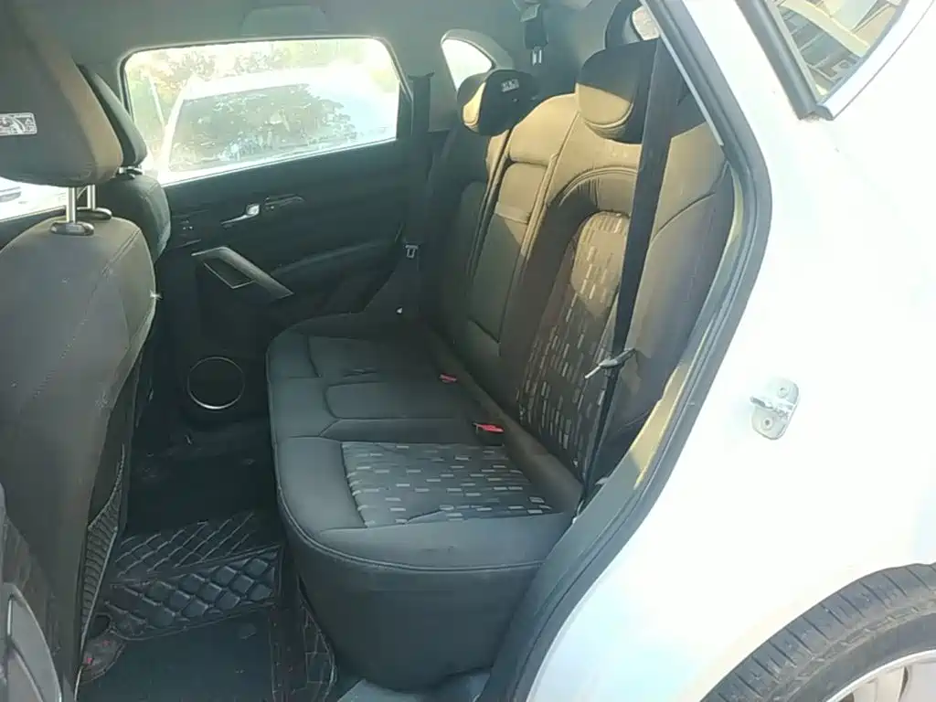 Фото 17 - Haval H2