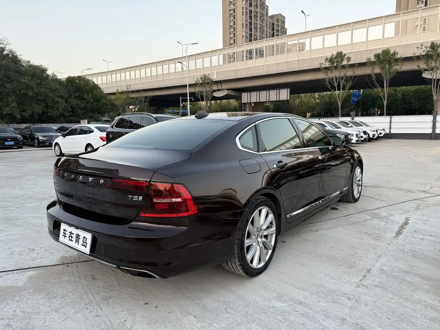 Photo 15 - Volvo S90