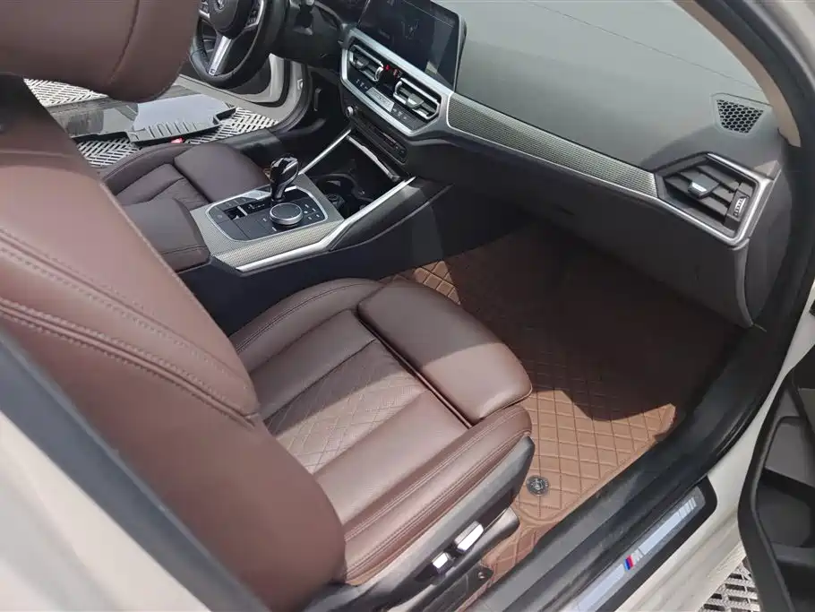 BMW 3 Series 2022 Facelift 325Li M Sport Shadow Edition фото 8