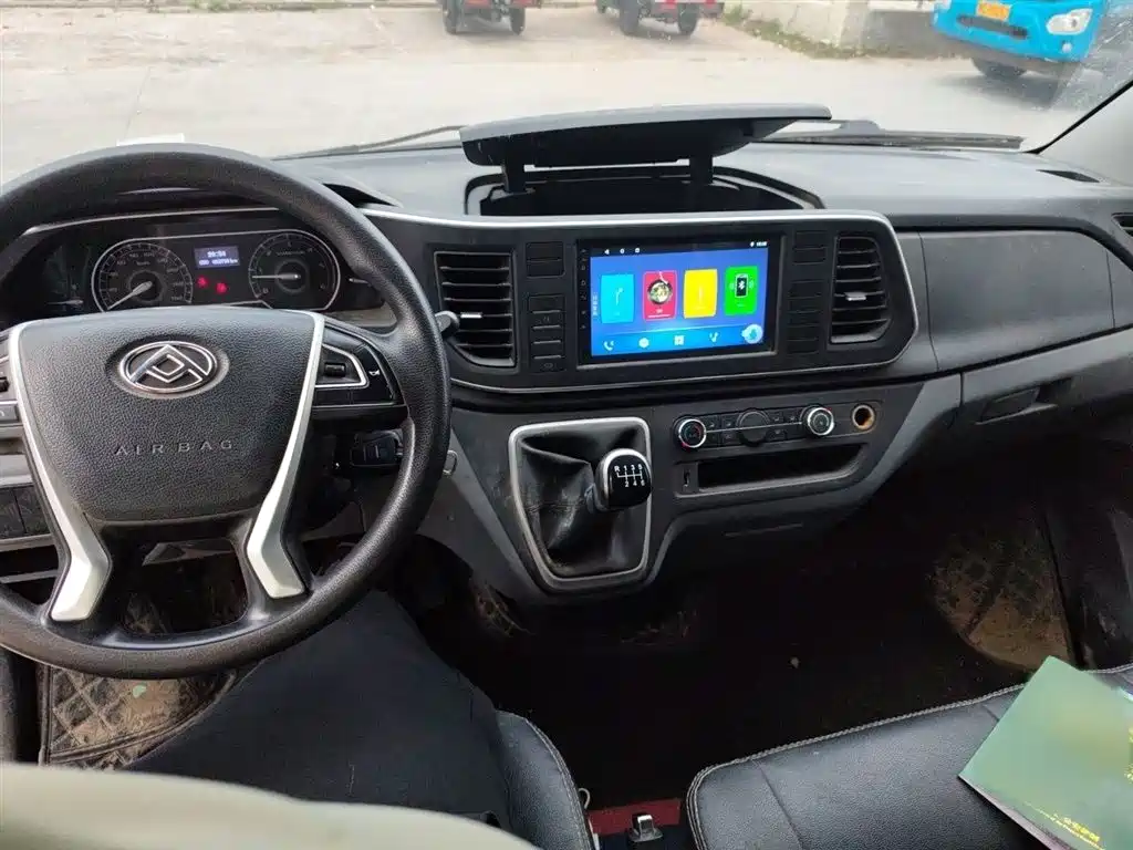 SAIC Maxus Xintu V80 2023 2.0T Manual Classic Aoyun Long Wheelbase Medium Roof 6/7/8/9 Seats фото 13