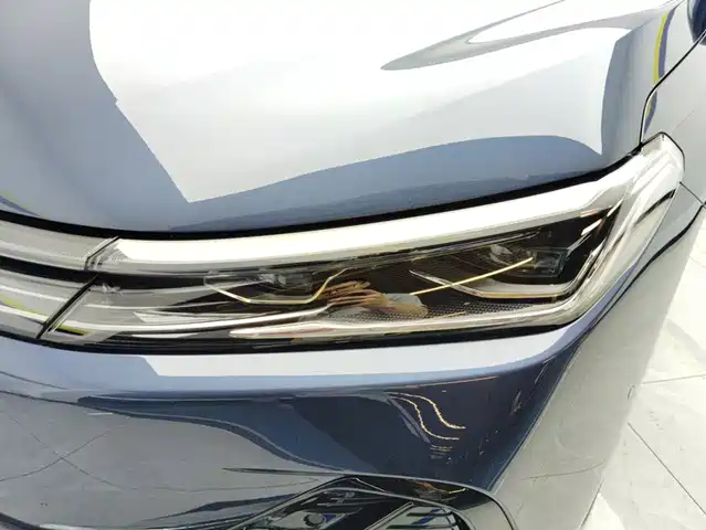 Geely Galaxy Galaxy A7 2025 EM-i 150km Explorer+ Edition — фото 5