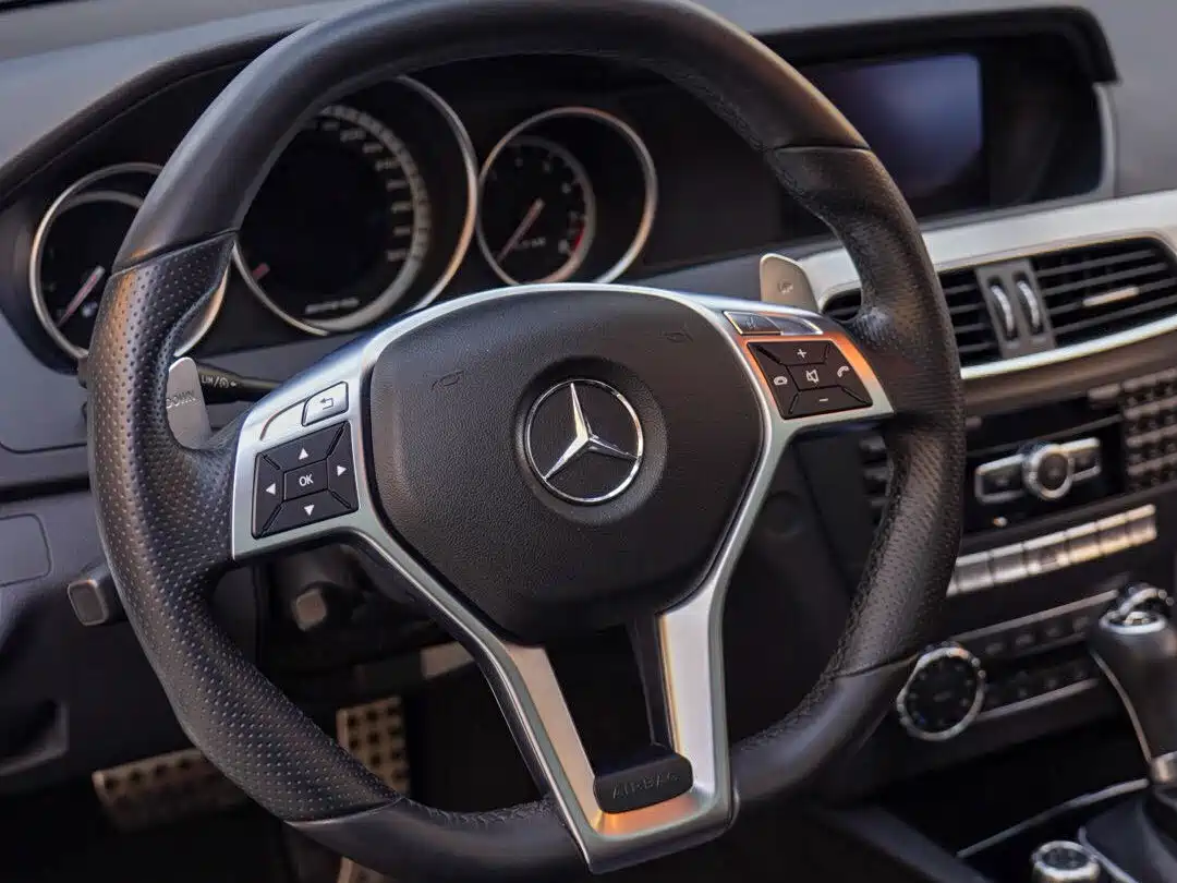 Mercedes-Benz C-Class AMG 2012 AMG C 63 Coupe Dynamic фото 11