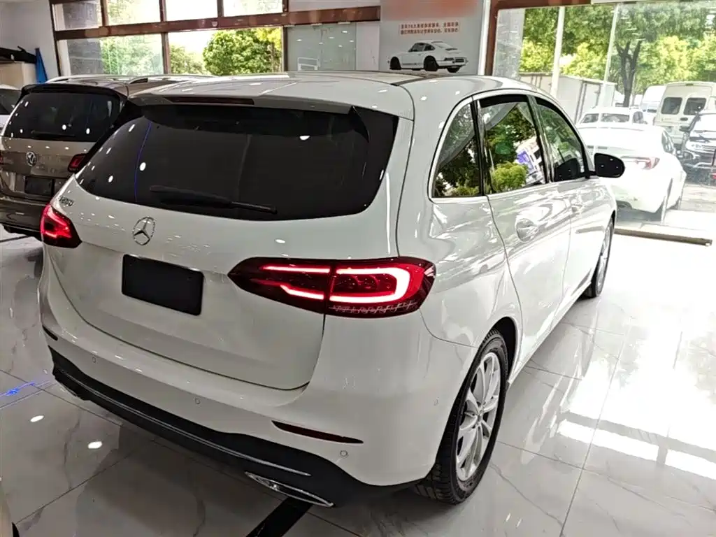 Mercedes-Benz B-Class 2020 B 200 Fashion Edition фото 7