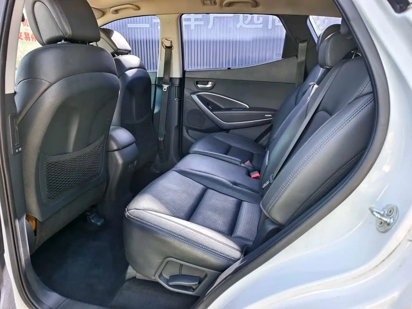 Hyundai Santa Fe 2013 Model 2.4L Automatic 2WD Smart фото 13