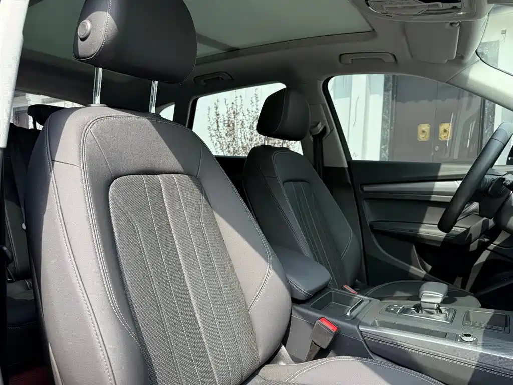 Audi Q5L 2022 40T Fashion Elegance фото 29