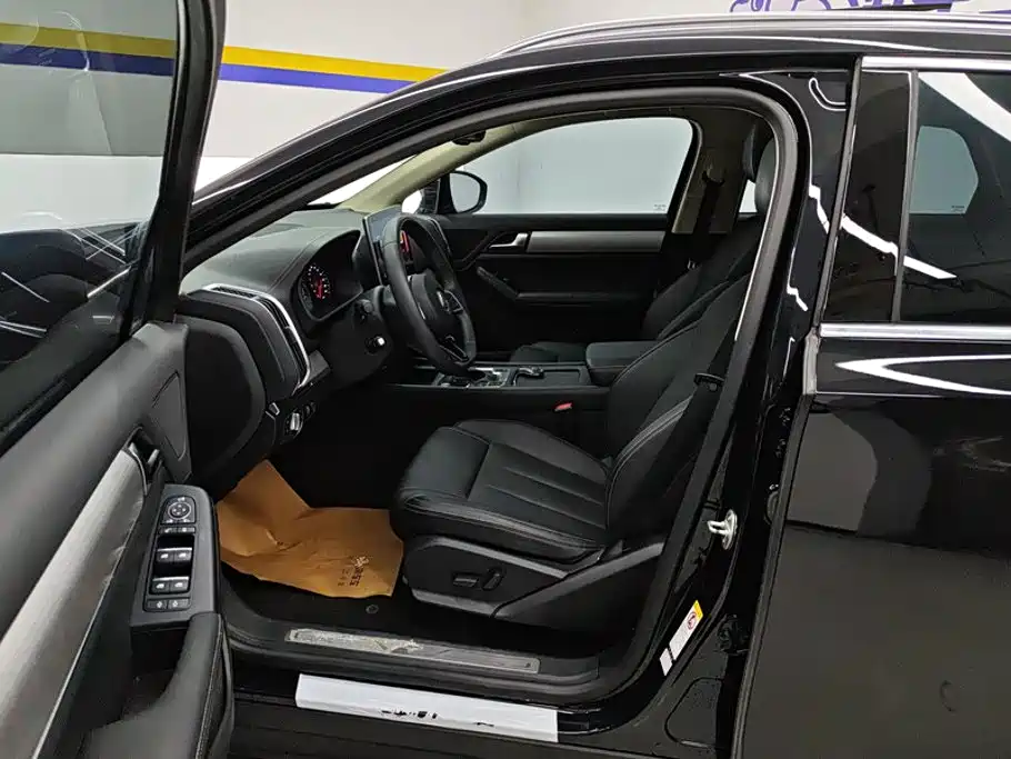 BYD Tang 2020 2019 2.0T Automatic Smart Connect Luxury 5-seater China VI
