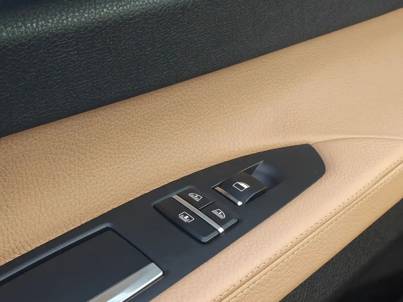 BMW 7 Series 2013 Model 740Li Leading фото 22