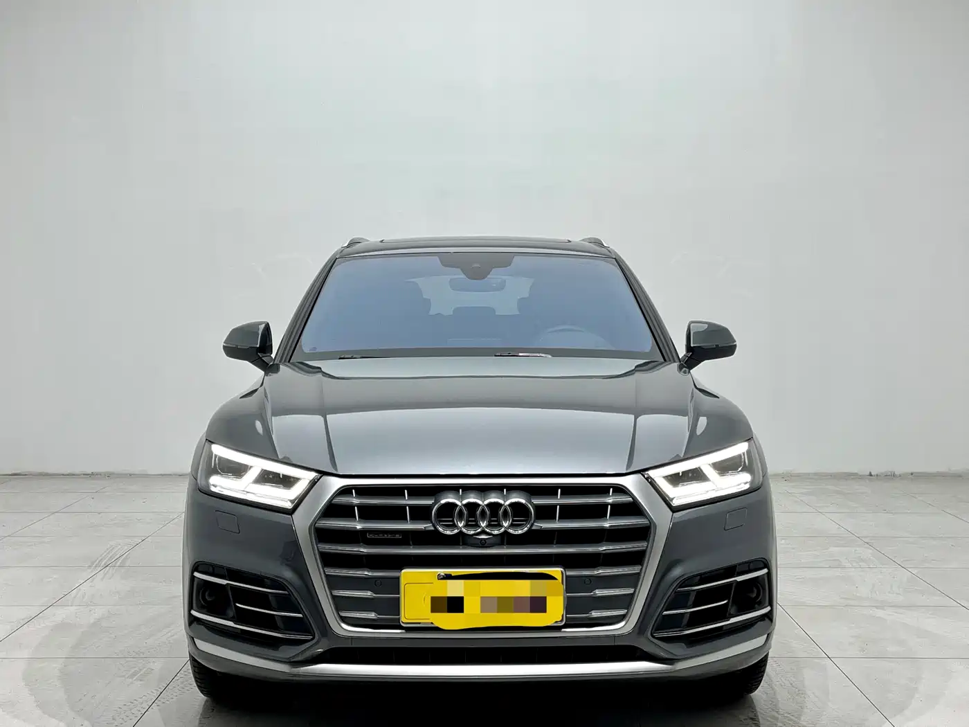 Audi Q5L 2020 Facelift 40 TFSI Honor Fashion фото 2