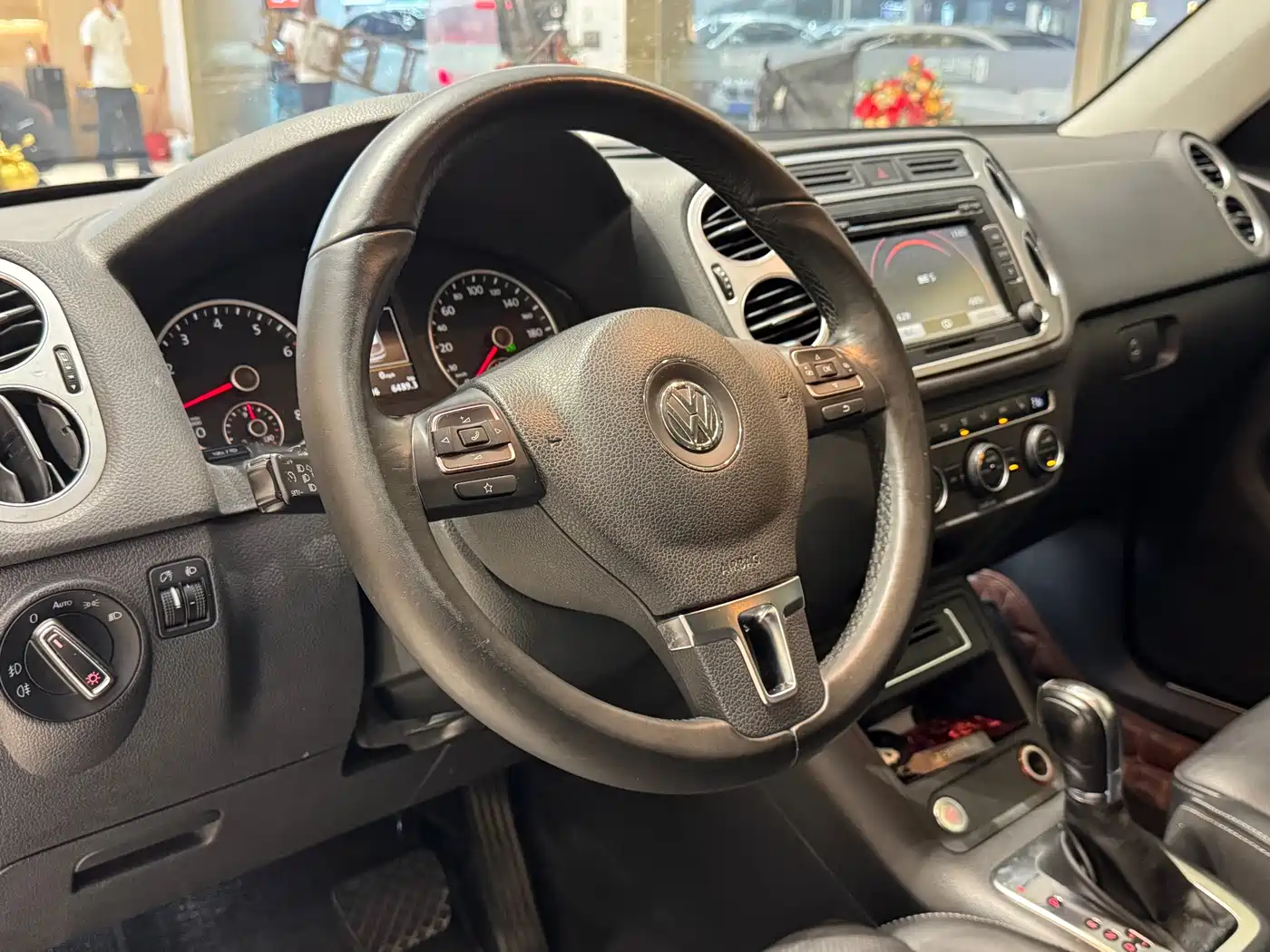 Volkswagen Tiguan 2016 Model 300TSI Automatic 4WD Luxury Edition фото 22