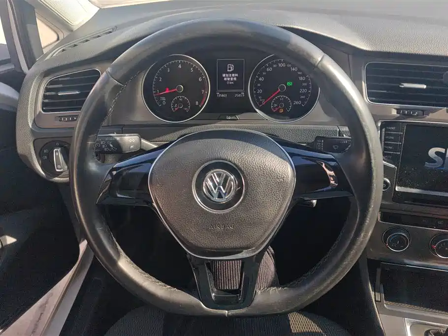Volkswagen Golf 2015 1.4TSI Automatic Comfort фото 15