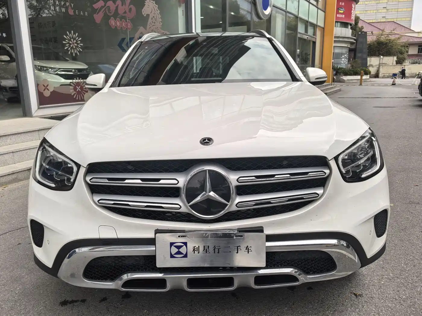 MERCEDES-BENZ GLC