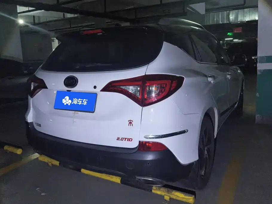 Фото 3 - BYD Song