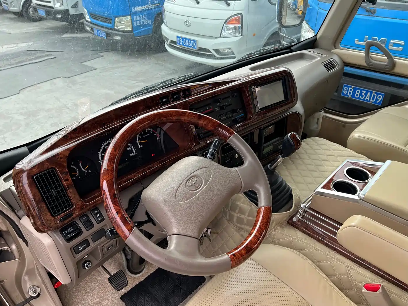Toyota Coaster 2015 4.0L Premium Bus GRB53L-ZCMSK 20-seater фото 8