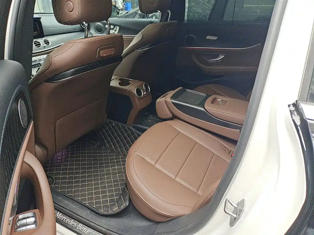Mercedes-Benz E-Class 2017 E 300 L Sport Luxury фото 17