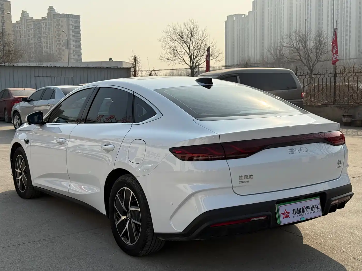 BYD Qin L 2025 DM-i Smart Drive Edition 120KM Surpassing фото 7