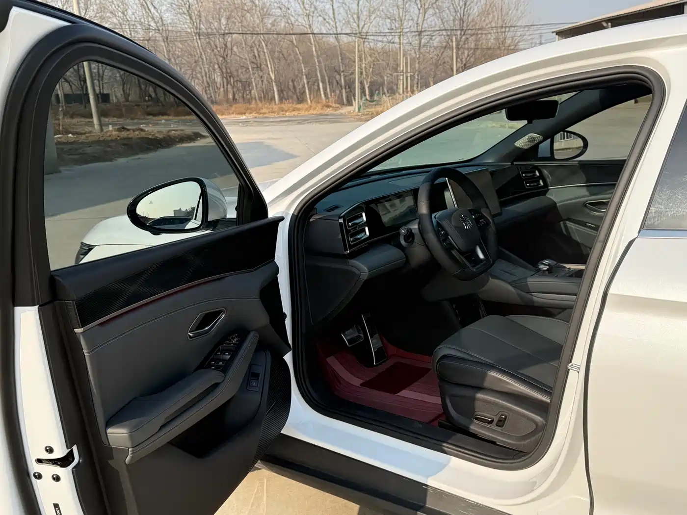 BYD Qin L 2025 DM-i Smart Drive Edition 120KM Surpassing фото 17