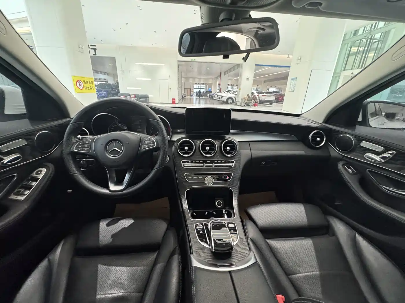 Mercedes-Benz C-Class 2018 C 200 L Sport Edition фото 9