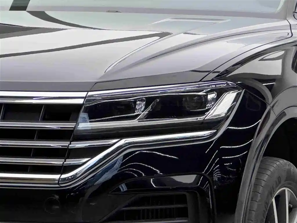 Volkswagen Touareg 2019 3.0TSI Sharp Edge Edition China VI фото 3