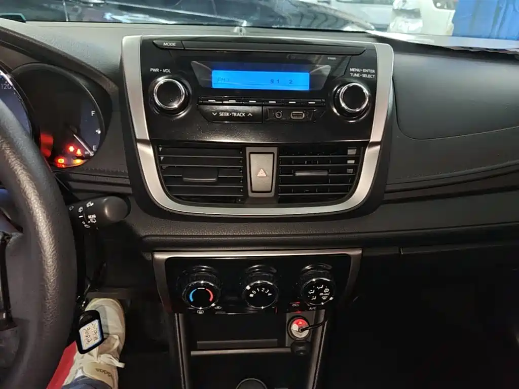 Toyota Vios FS 2017 1.5L CVT Fengchi Edition фото 13
