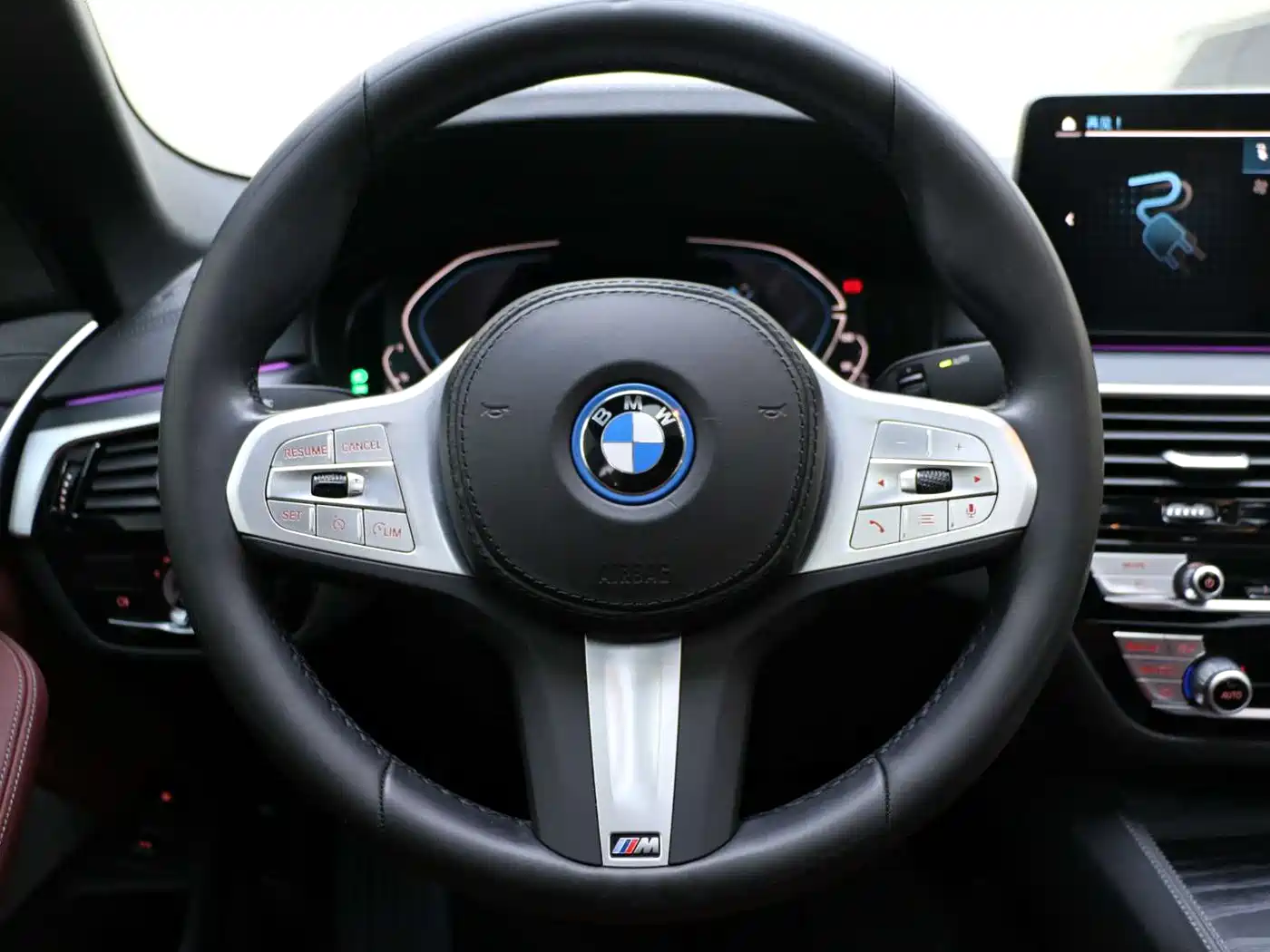 BMW 5 SERIES NEW ENERGY