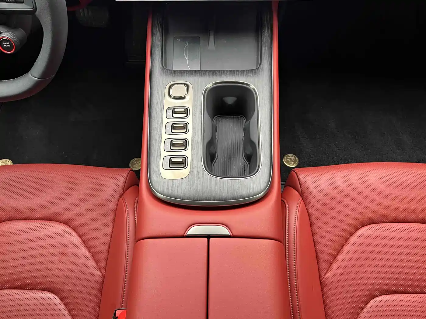 Xiaomi Auto Xiaomi SU7 2024 RWD Ultra Long Range Advanced Smart Driving Pro Edition фото 13