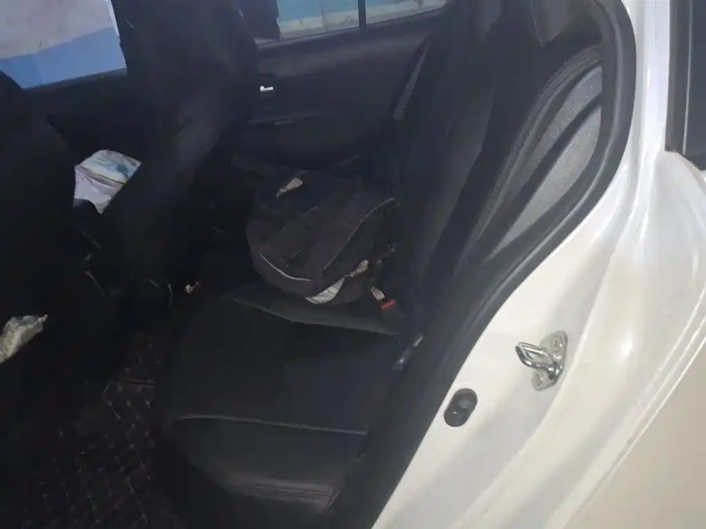 Toyota Levin 2019 185T CVT Luxury Edition China VI фото 13
