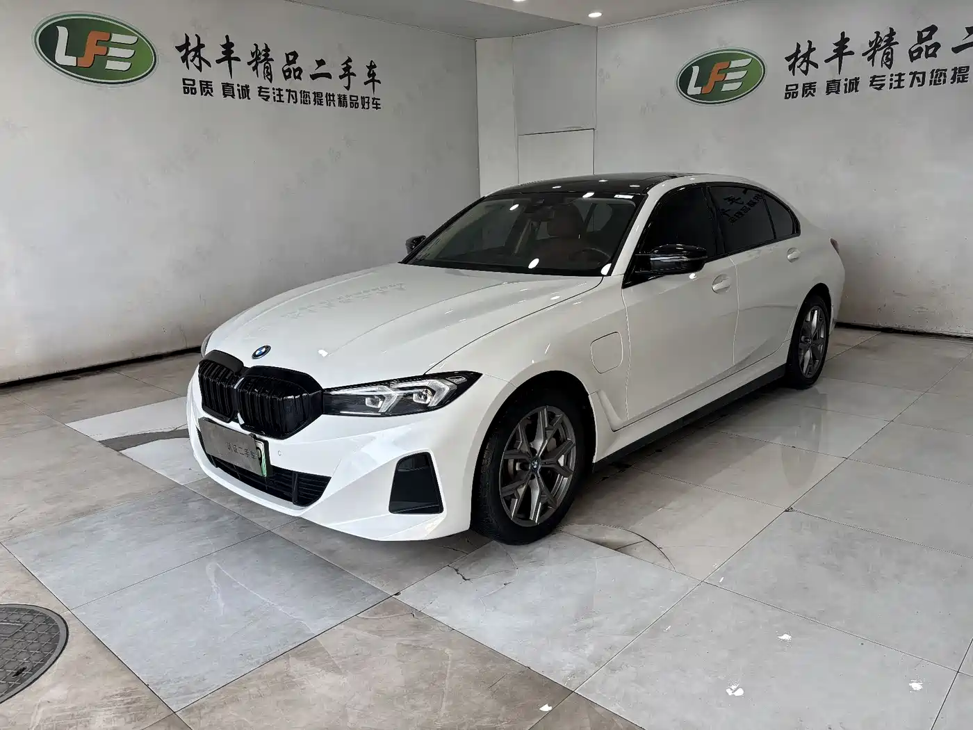 BMW i3 2024 eDrive 35 L