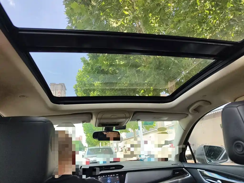 Cadillac XT5 2017 2016 25T Luxury Model