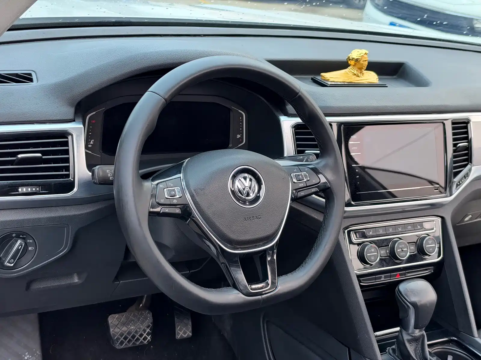Фото 16 - Volkswagen Teramont