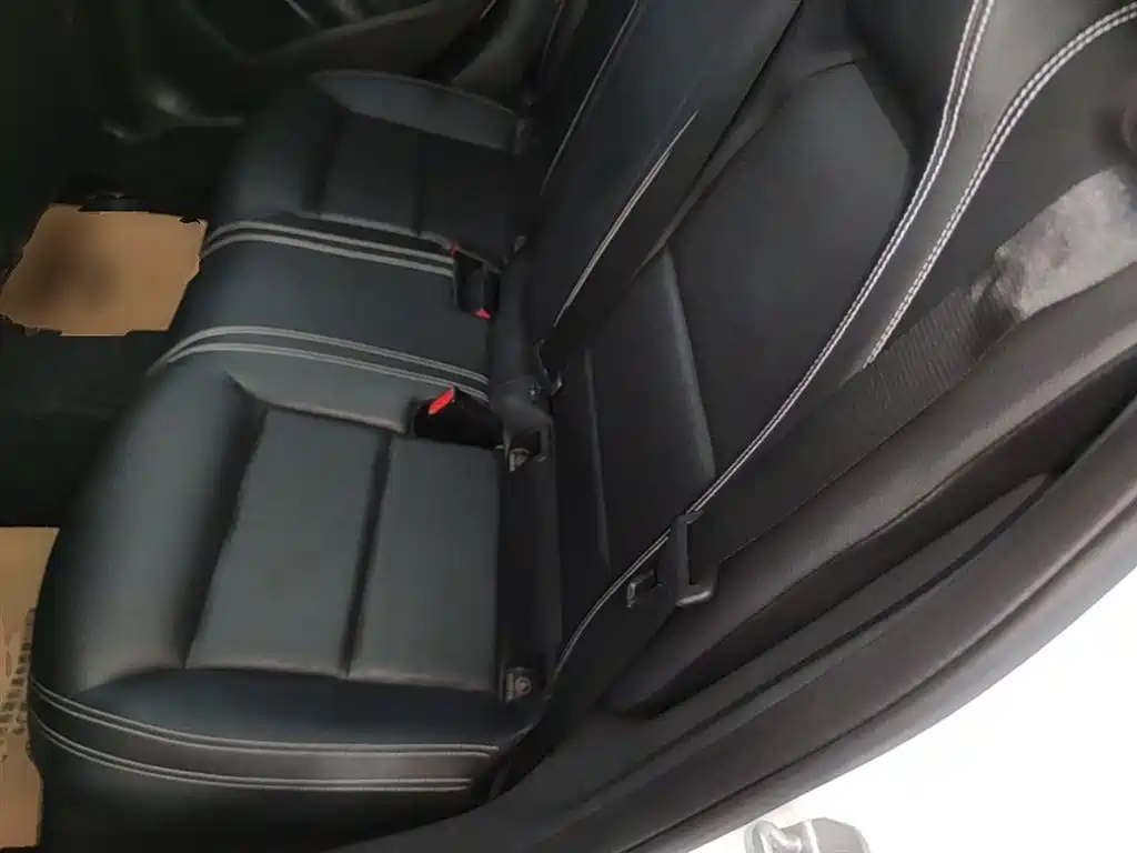 Mercedes-Benz GLA 2015 GLA 200 Dynamic фото 17