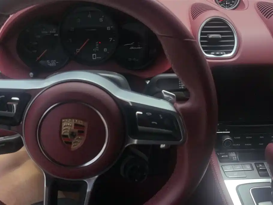 Porsche 718 2023 Boxster Style Edition 2.0T фото 12
