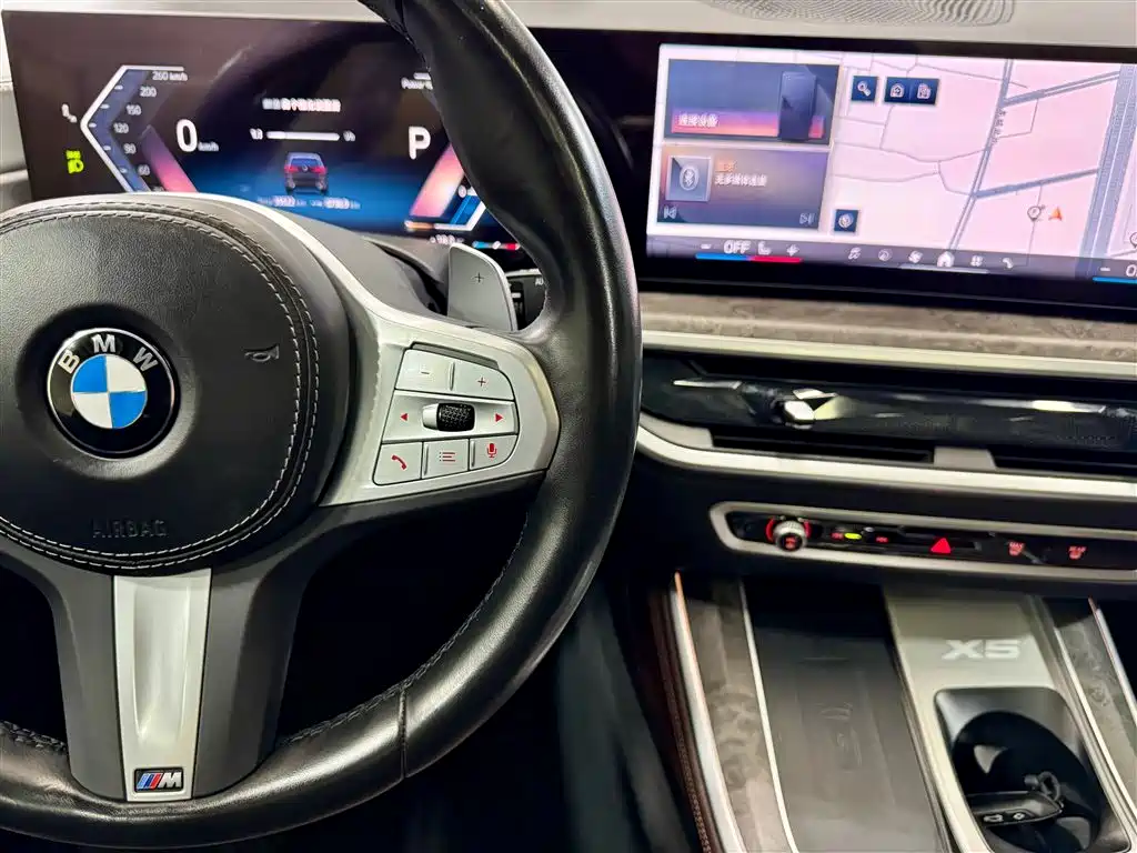 BMW X5 2023 xDrive 30Li Premium M Sport Package фото 24