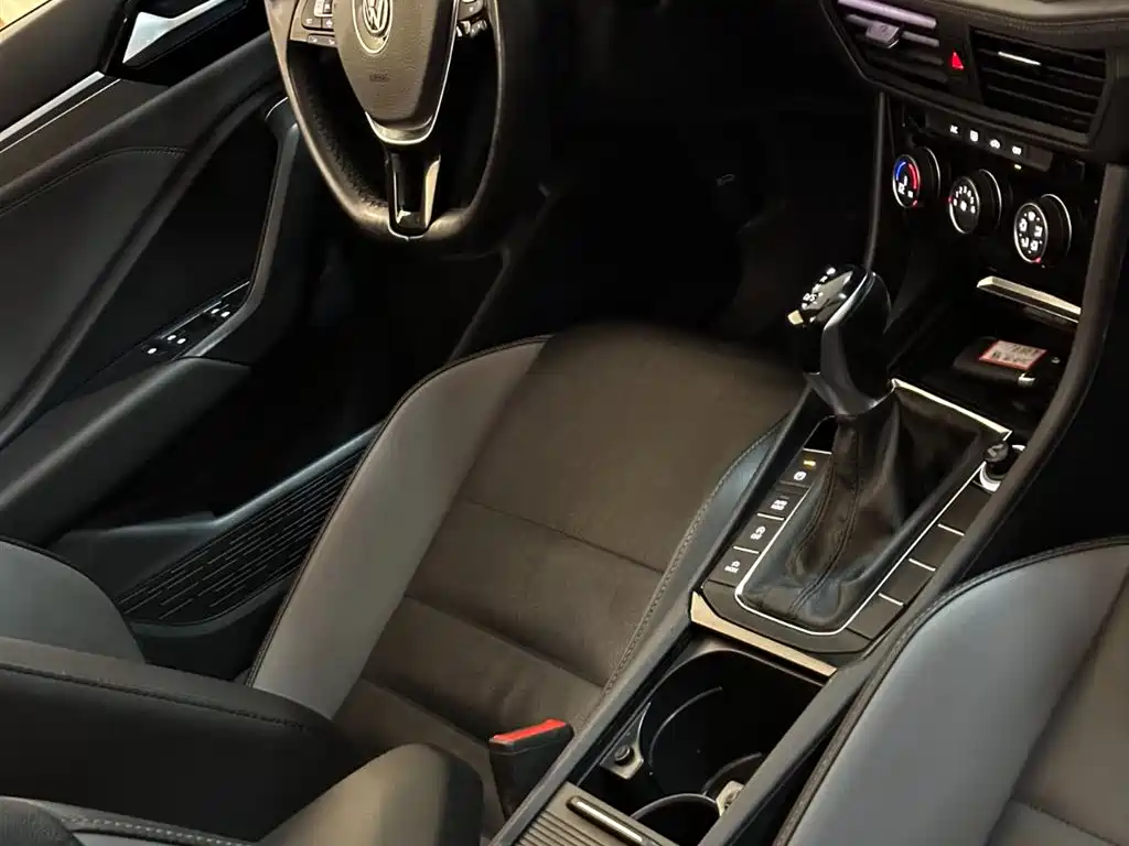 Volkswagen Sagitar 2020 280TSI DSG Comfort China VI фото 21