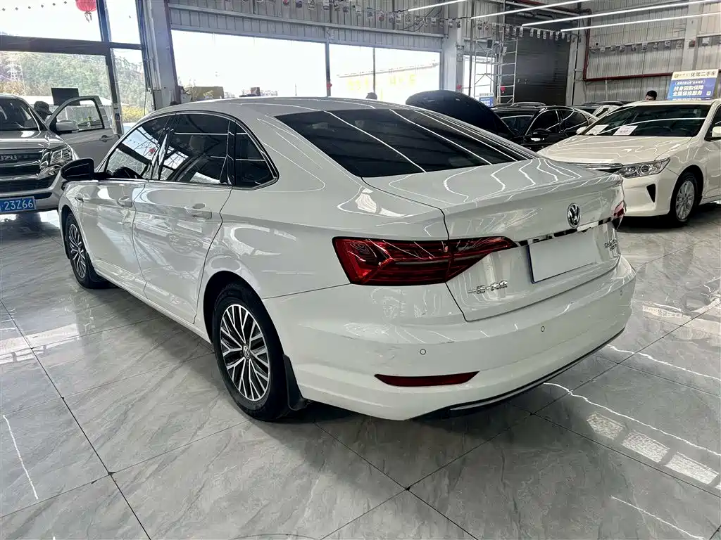 Volkswagen Sagitar 2019 200TSI DSG Comfort Edition China VI фото 4