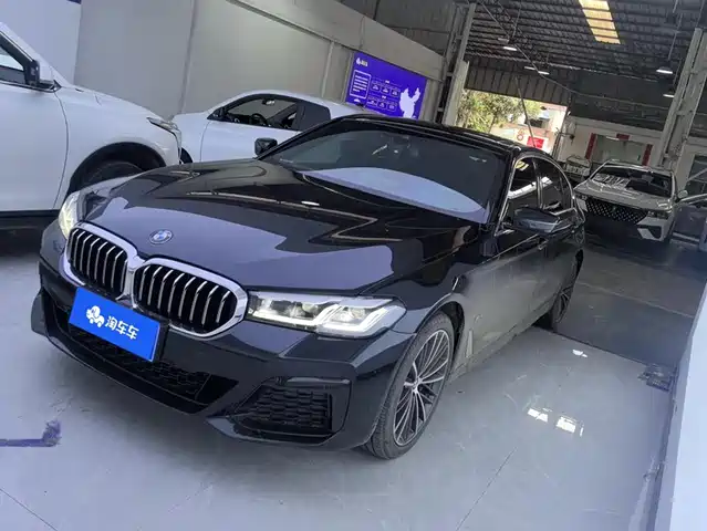 BMW 5 Series 2023