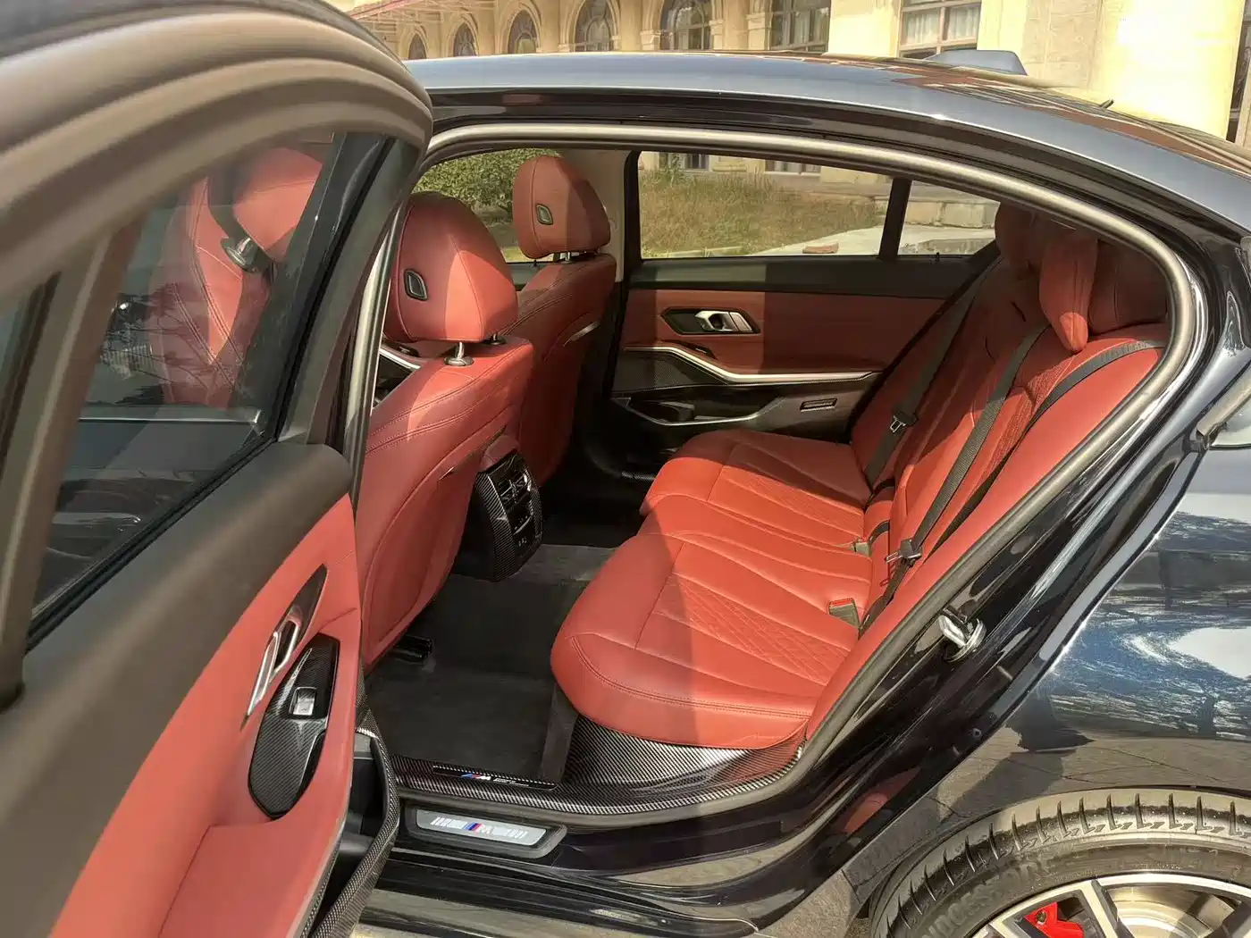 BMW 3 Series 2023 325Li M Sport Package фото 6