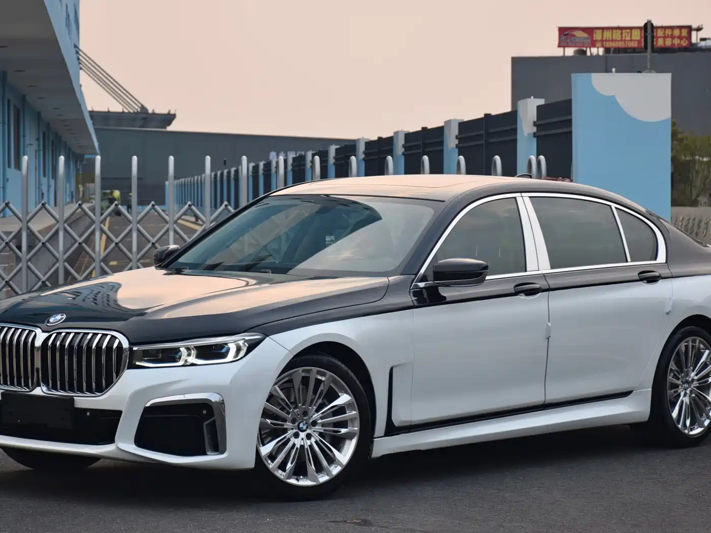 BMW 7 Series 2016 730Li Leading