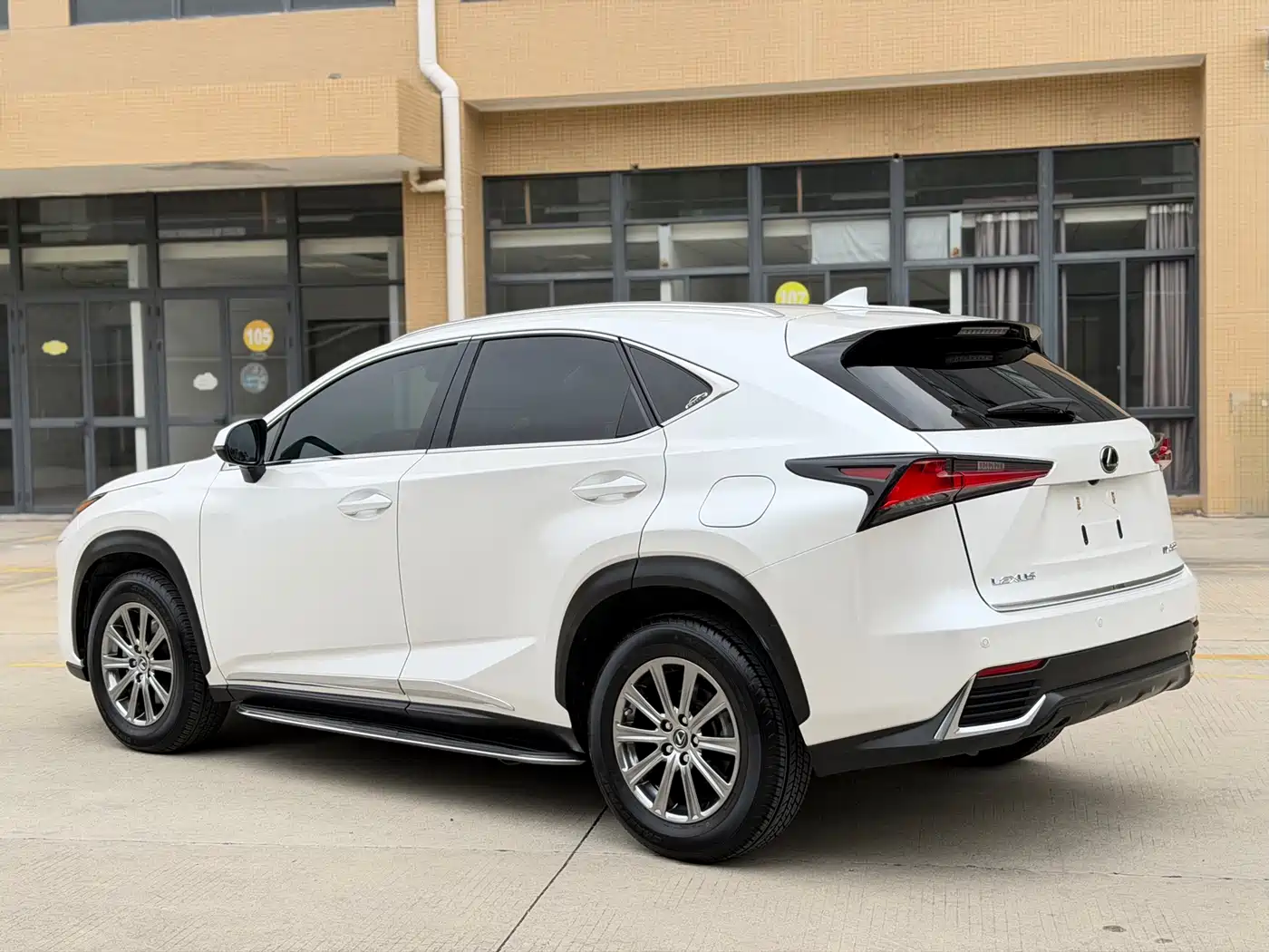 Lexus NX 2020 200 AWD F Sport China VI фото 6