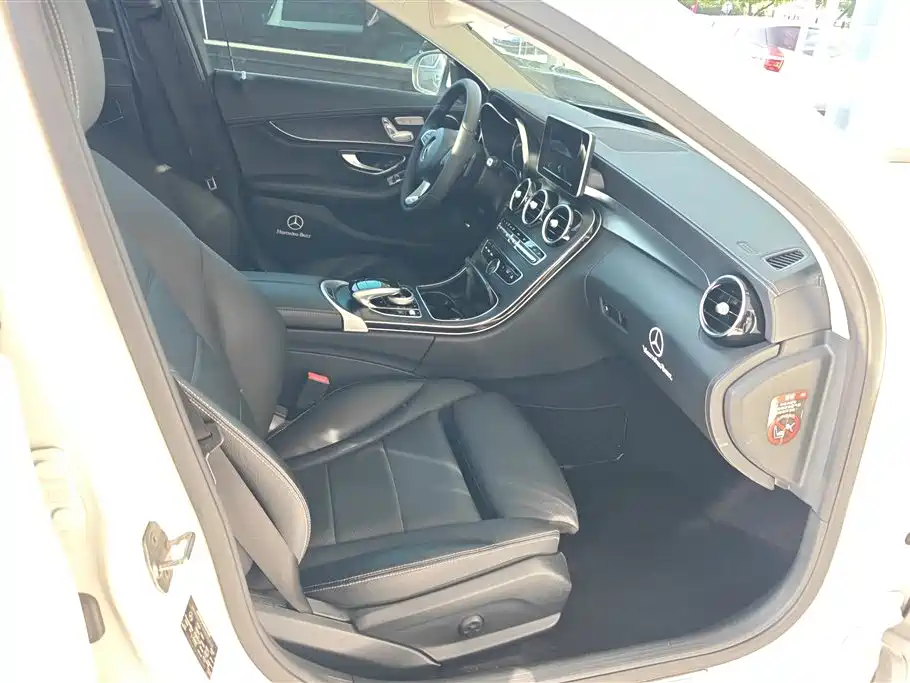 Mercedes-Benz C-Class 2018 C 200 Sport Edition фото 8
