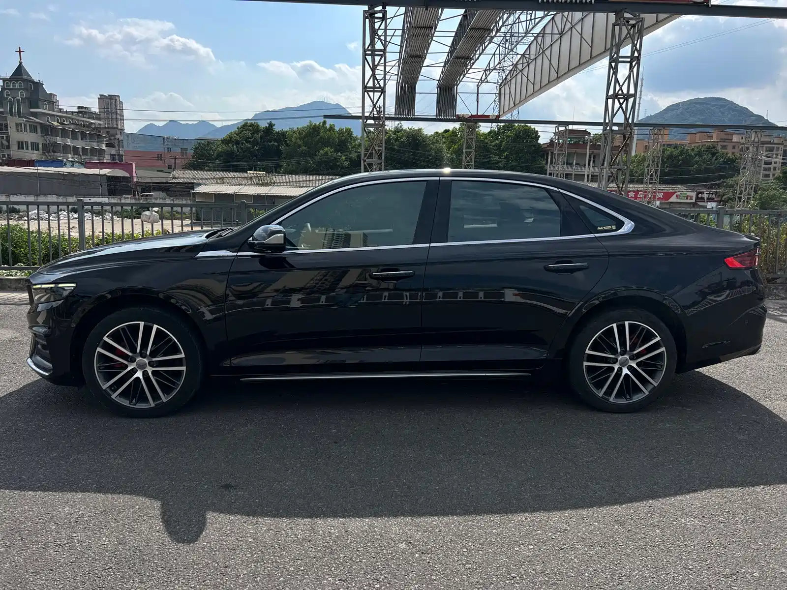 Фото 4 - Geely Preface