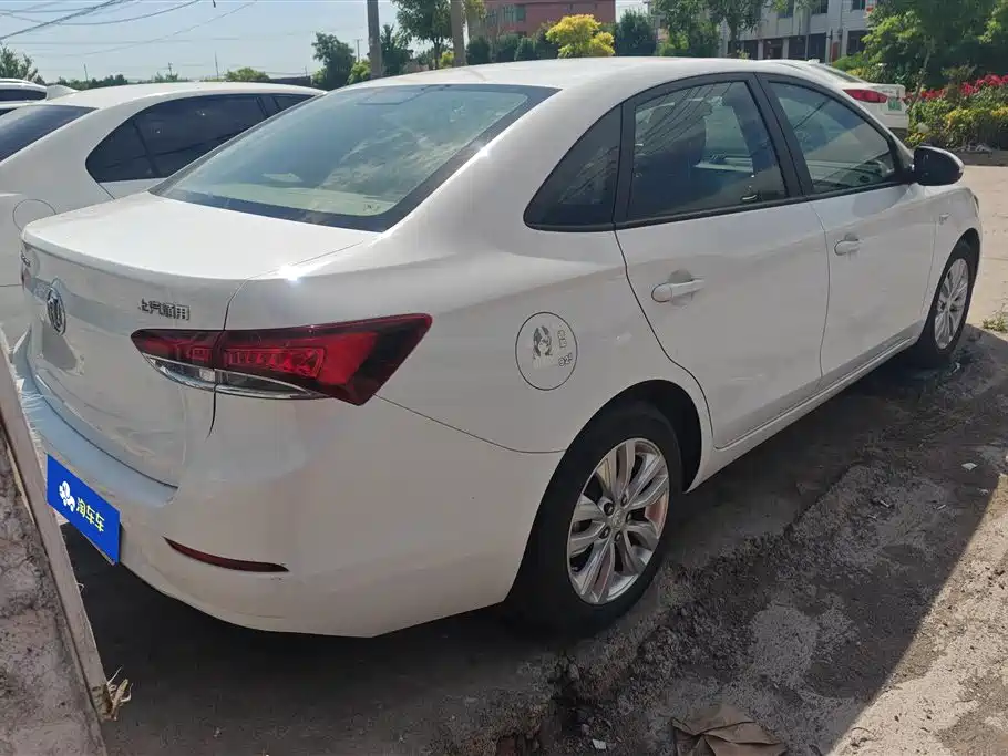 Buick Excelle 2021 Exemplar 1.5L Auto Progressive фото 3