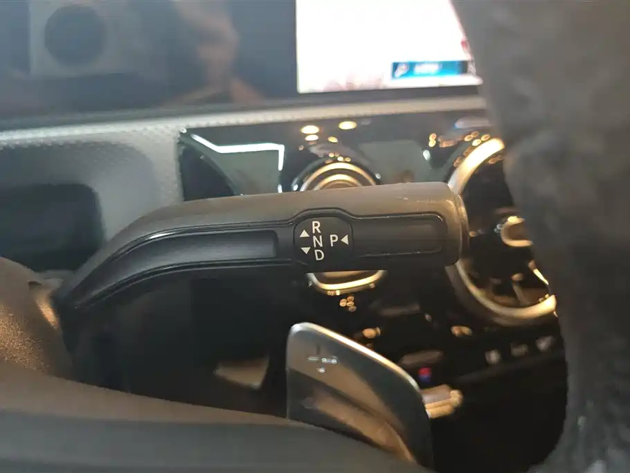 Mercedes-Benz A-Class 2019 A 200 L Sport Sedan фото 16