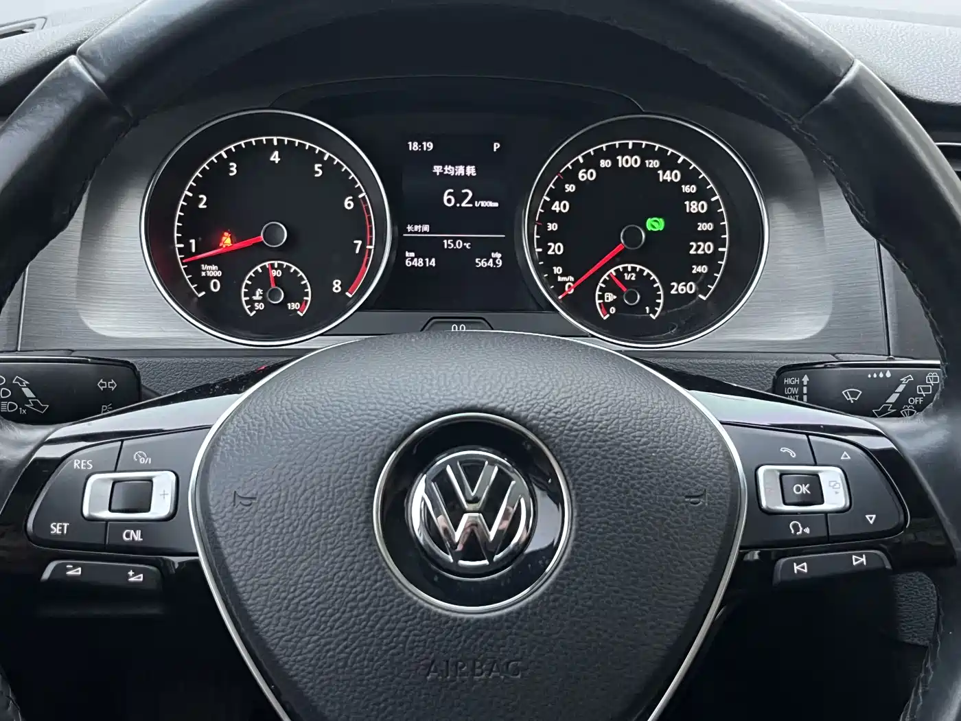 Volkswagen Golf 2014 1.4TSI Automatic Luxury фото 16