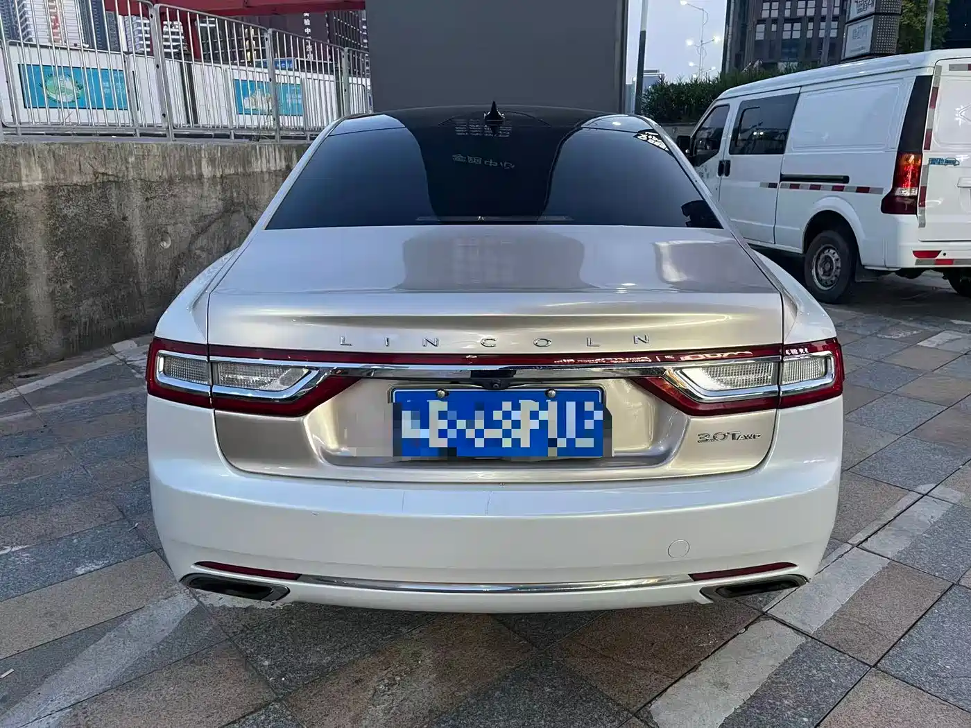 Lincoln Continental 2018 3.0T 4WD Zunyao Edition фото 9