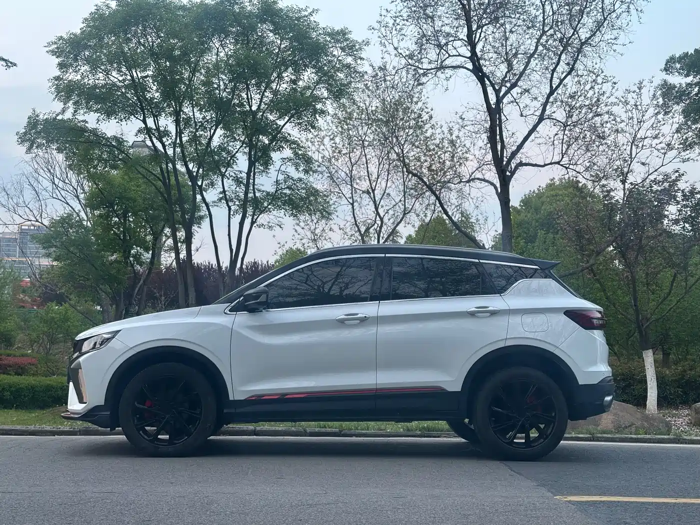 GEELY AUTOMOBILE BINYUE