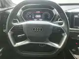 Photo 3 - Audi Q4 e-tron