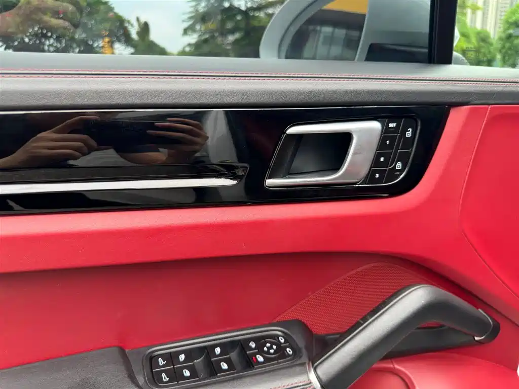 Porsche Cayenne 2023 Cayenne 3.0T Platinum Edition фото 19