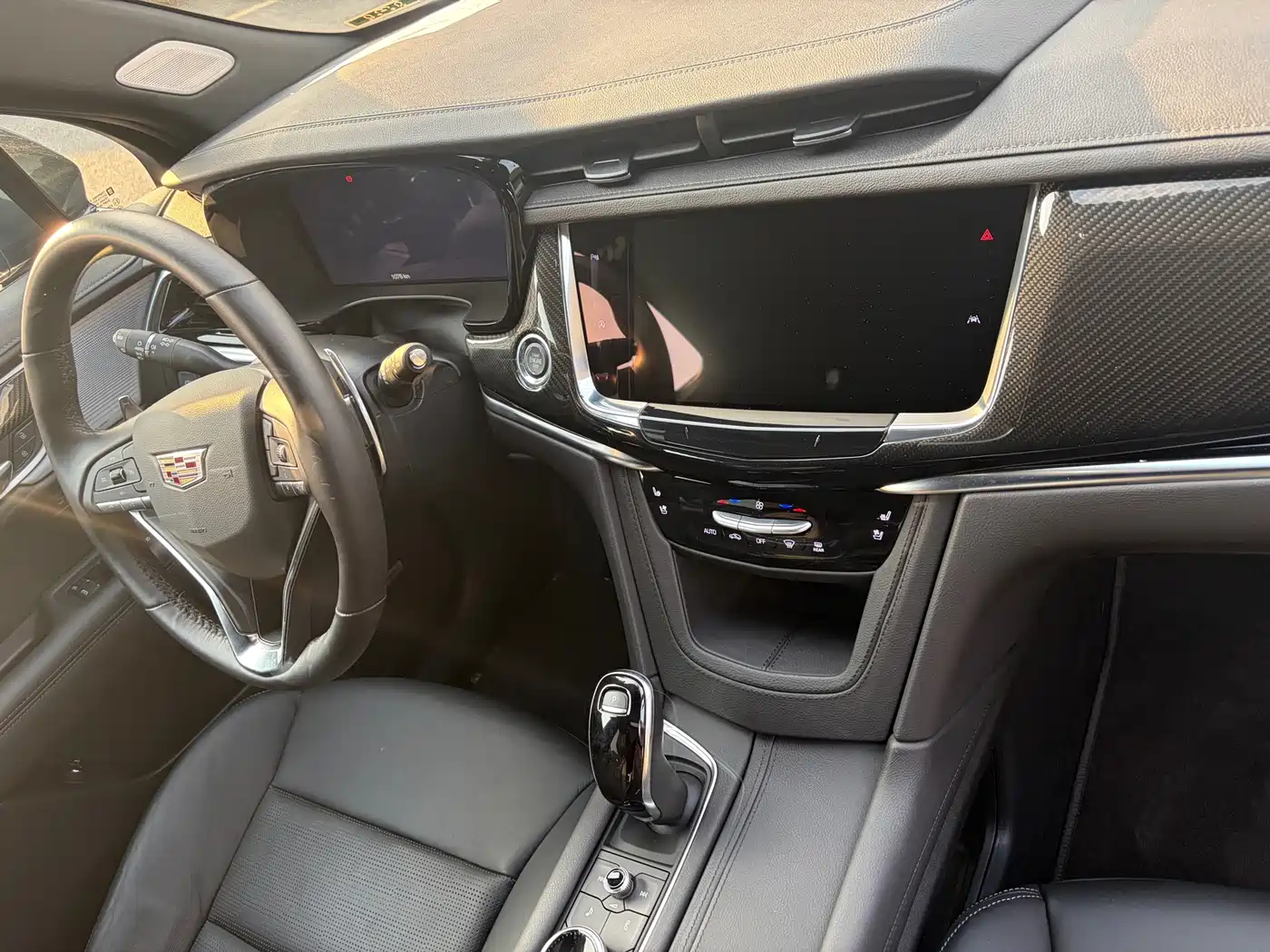 Cadillac XT6 2025 2025 2.0T 6-Seater AWD Executive Black Label Edition