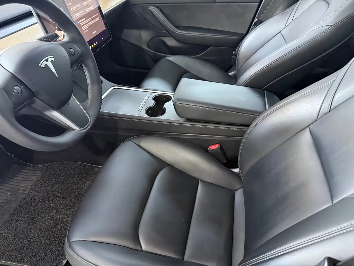Tesla Model 3 2022 Model Rear-Wheel Drive Version фото 4