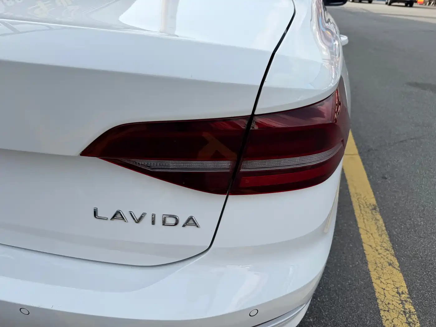 Volkswagen Lavida 2022 1.5L Auto Trend Edition фото 10